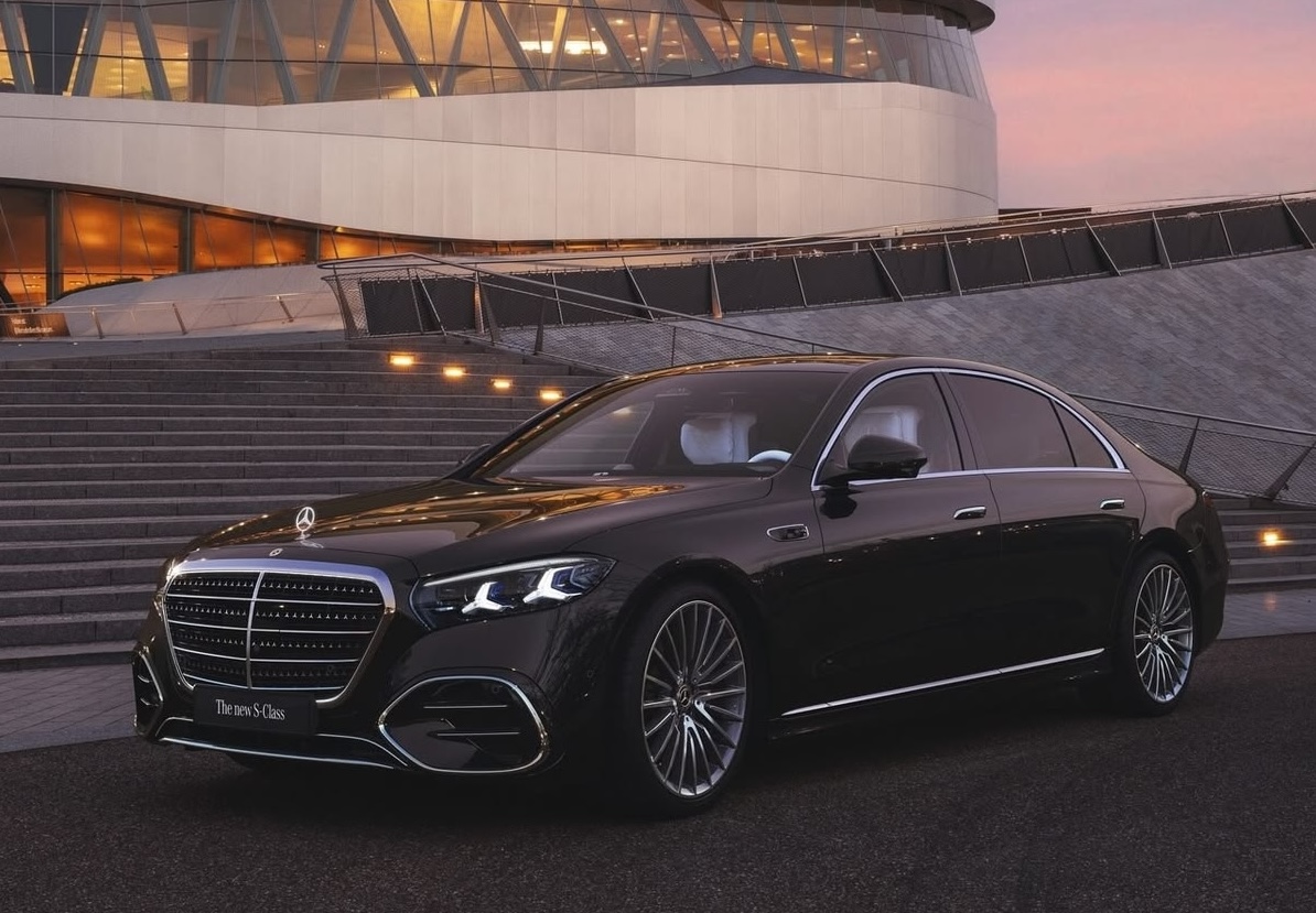 Mercedes‑Benz S‑Class — executive sedan
